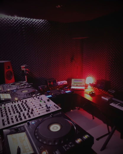 Alquiler Mensual de Cabina DJ y/o Producción Musical (6 Meses / 50 Horas)