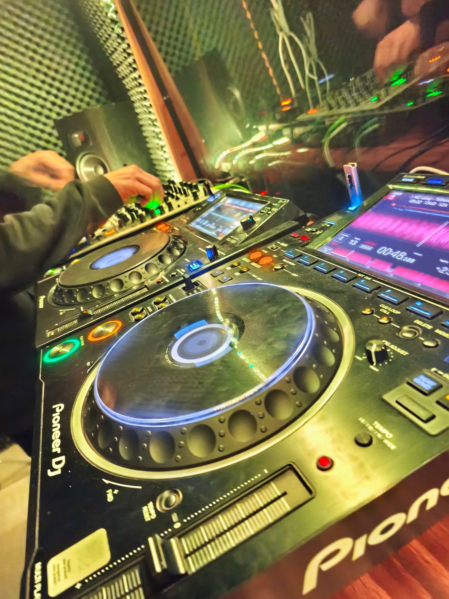 Alquiler Mensual de Cabina DJ y/o Producción Musical (3 Meses / 24 Horas)
