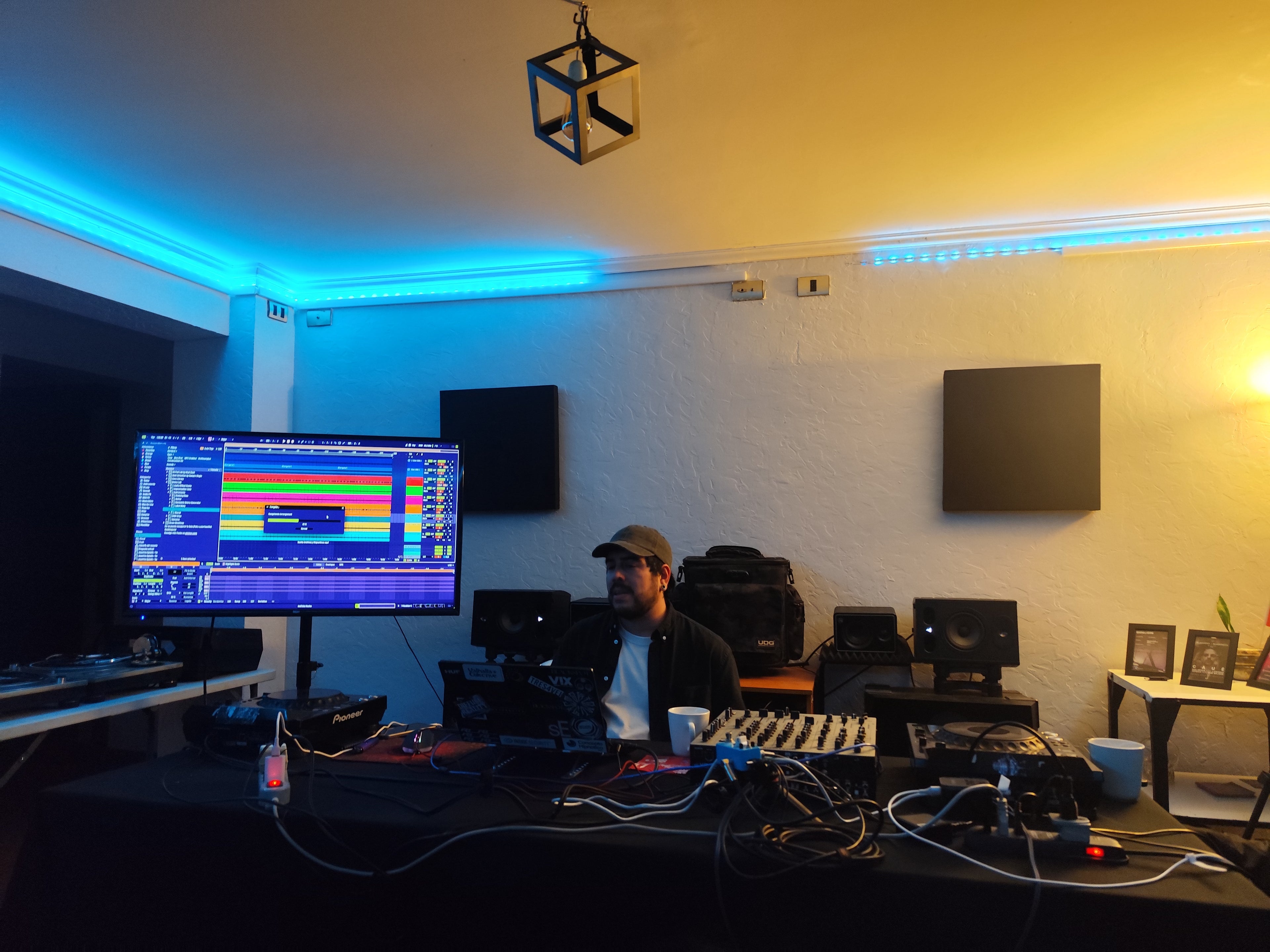 Curso DJ & Producer PRO: 3 Meses / 24 Clases - 48 Horas