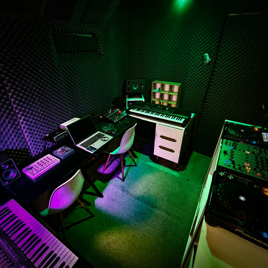 Curso de DJ y Mezcla: 24 Horas + 3 Ensayos